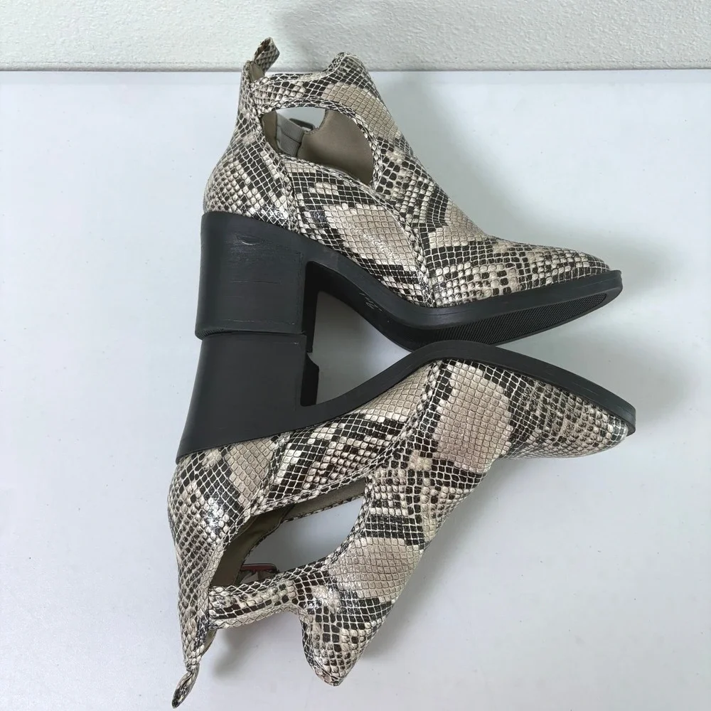 MIA Edin Bootie Womens 8 Grey Black Snake Print Cutout Block Heel Ankle Boots